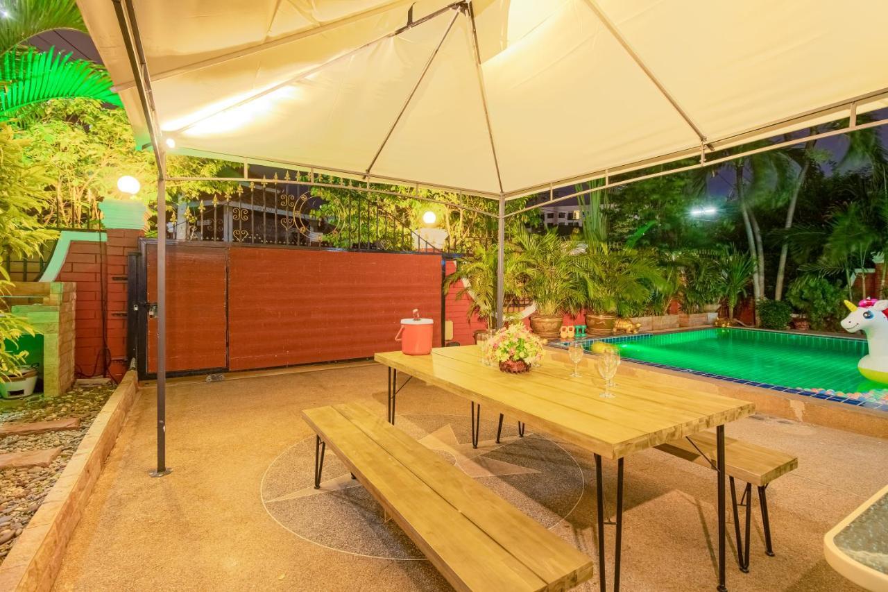 Ratana Villa - Pattaya Holiday House Walking Street 7 Bedrooms Eksteriør billede